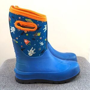 Bogs Neo-Classic Blue Space Spaceman Print Kid's Waterproof Winter Boots Sz 5